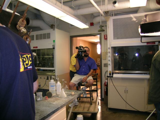 dvd-shoot_vitb12_32-s